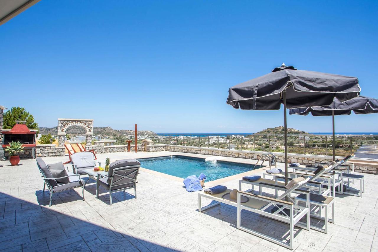Des & Coo Luxury Villa With Private Pool Faliraki Exterior foto