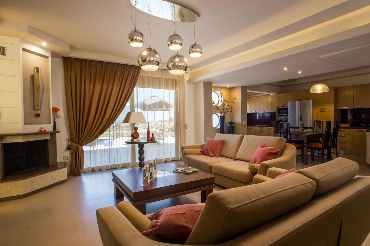 Des & Coo Luxury Villa With Private Pool Faliraki Exterior foto